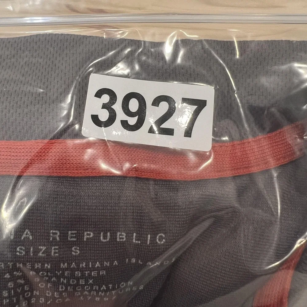 Banana Republic brand banana